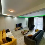 The Hillside 4*