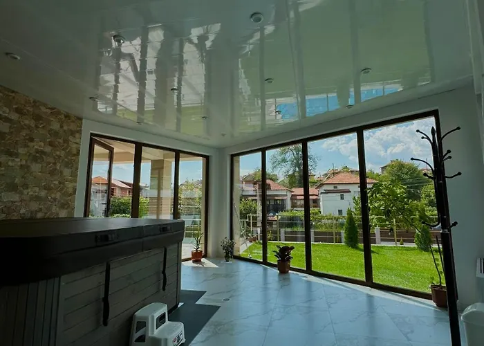 The Hillside Pensjonat Ognianowo